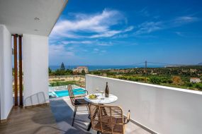 11 orizontes patio.JPG