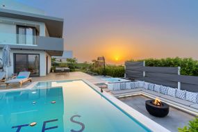 16.sunsetpool copy-min.JPG